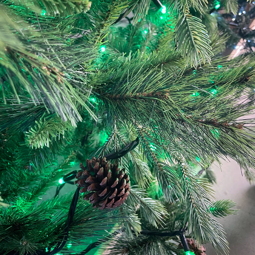 Albero di Natale “STAR” (210 cm) in PE+PVC+PP con Pigne