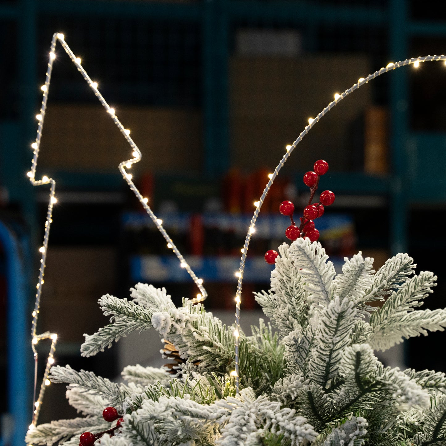 Figura Luminosa 50cm in Metallo con 60 LED Bianco Caldo
