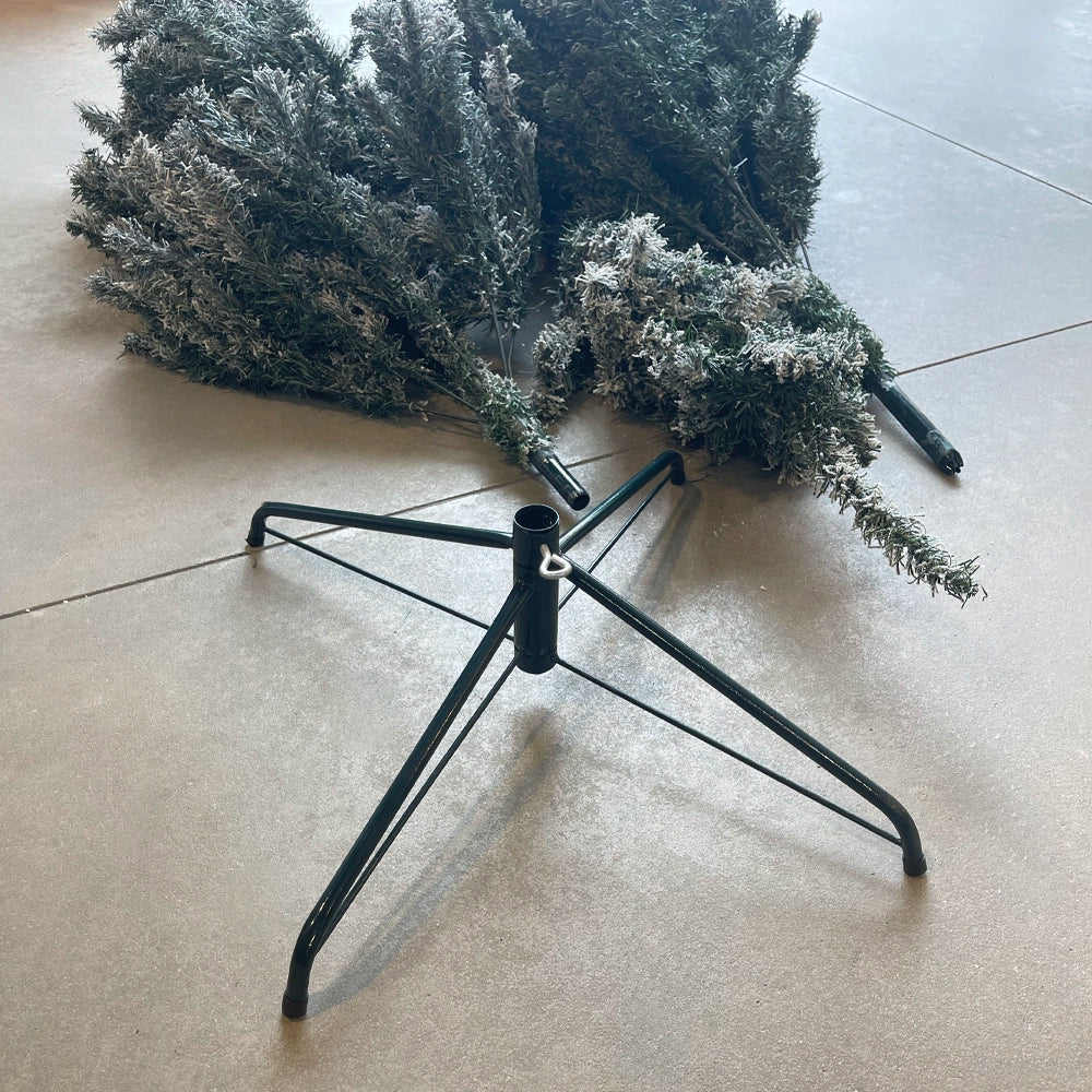Albero artificiale Canadian innevato 240 cm