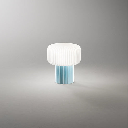 Lampada da Comodino Otty – Design Elegante in Metallo e Tessuto