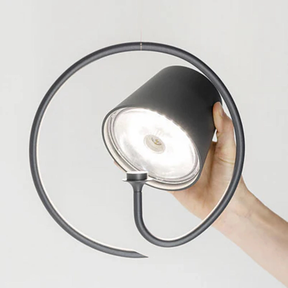 Poldina Sospesa Singola – Lampada Ricaricabile Corten