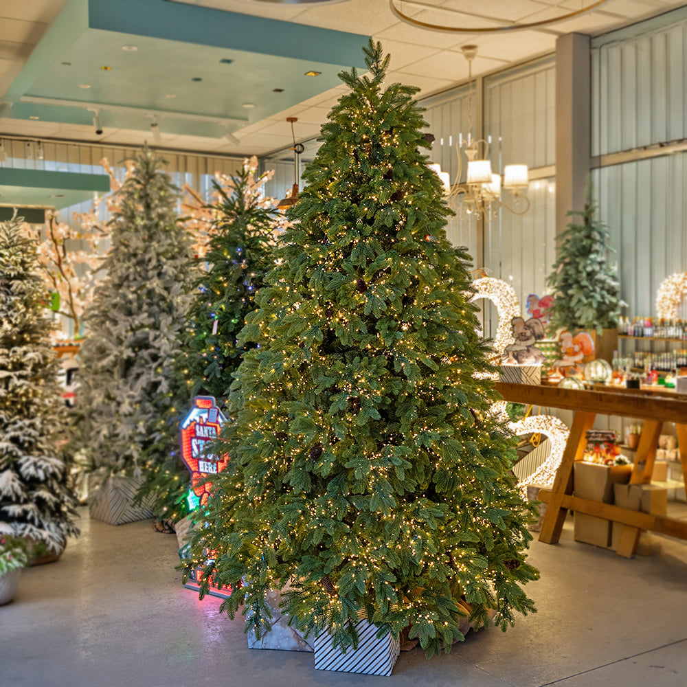 Albero di Natale Artificiale Green (240 cm) – 9.000 LED Luce Calda