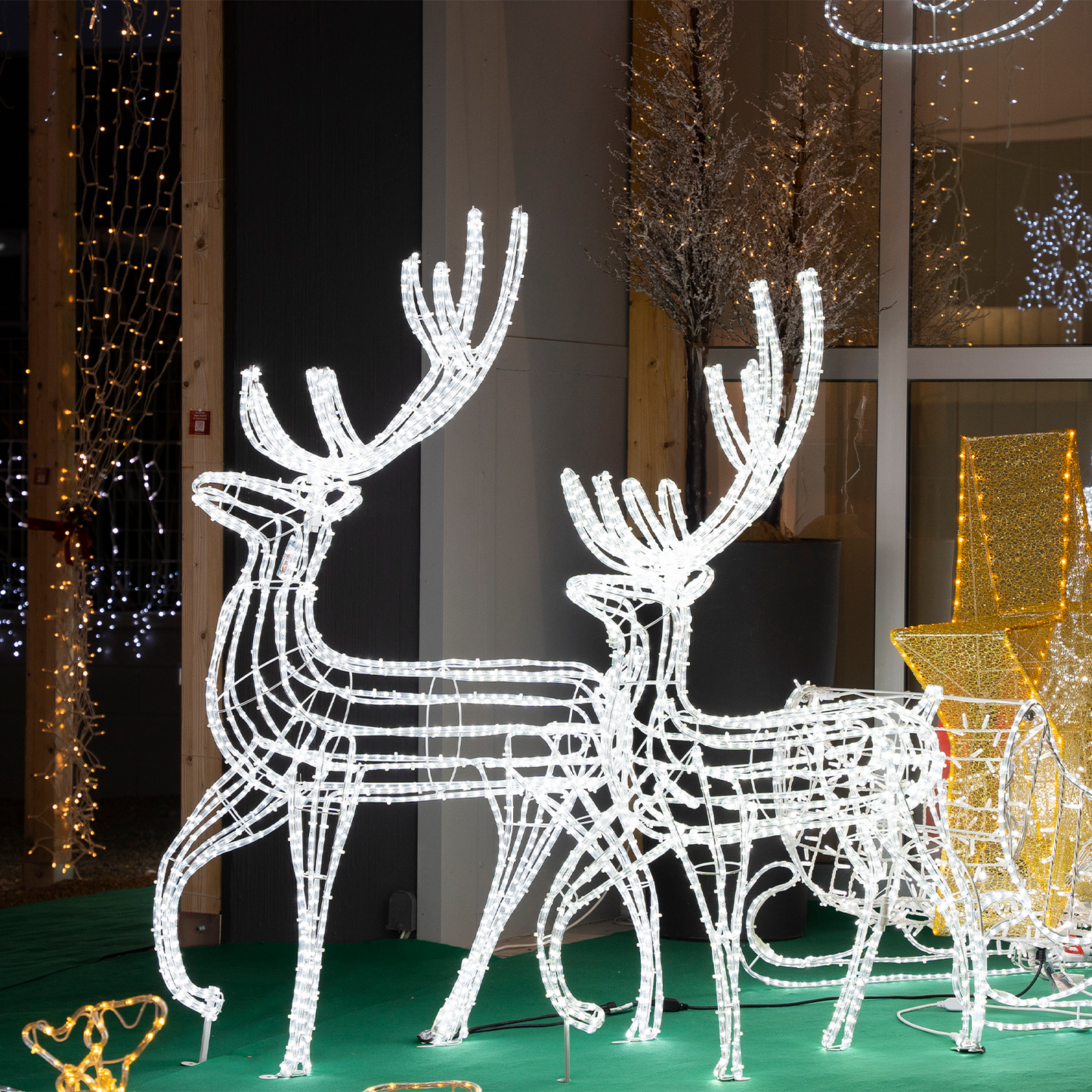 Renna Natalizia 150 cm con Tubo LED Bianco