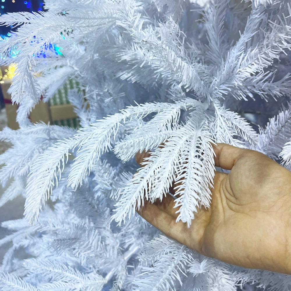 Albero di Natale Artificiale Patagonia Bianco – Iper-Realistico e Folto (H 180 cm / 210 cm)