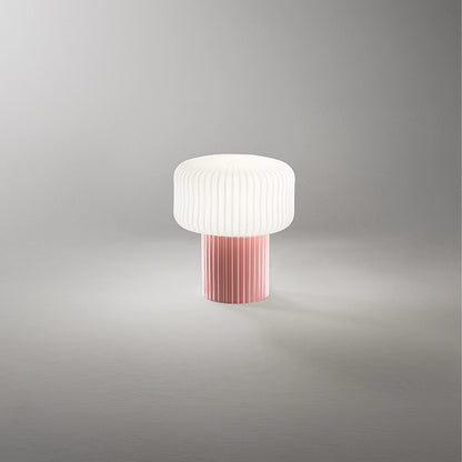 Lampada da Comodino Otty – Design Elegante in Metallo e Tessuto