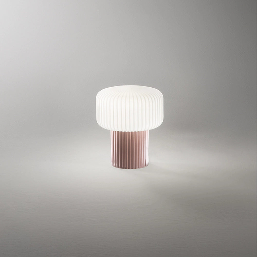 Lampada da Comodino Otty – Design Elegante in Metallo e Tessuto